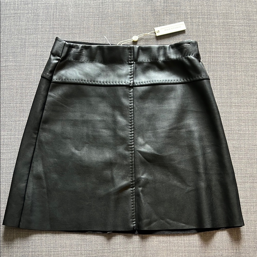 Max Studio Black Mini Skirt